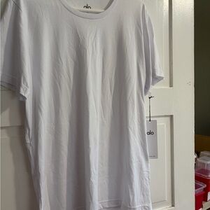 ALO Yoga Men’s White Short Sleeve Crew T-Shirt